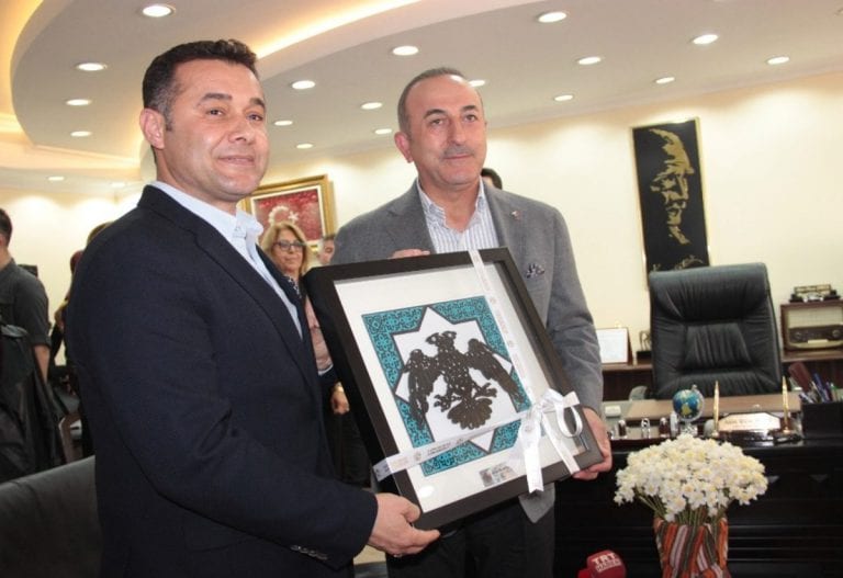 Bakan Çavuşoğlu: “Yabancılara konut satışı ile inşaat sektörü canlandı”