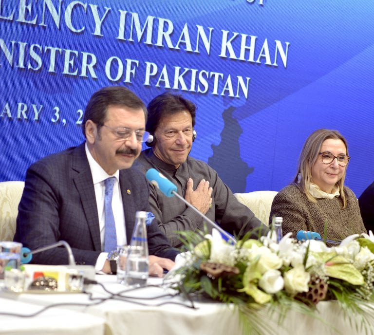 Ticaret Bakanı Ruhsar Pekcan: “Müteahhitlerimiz, Pakistan’da da ciddi projelere imza atıyorlar”