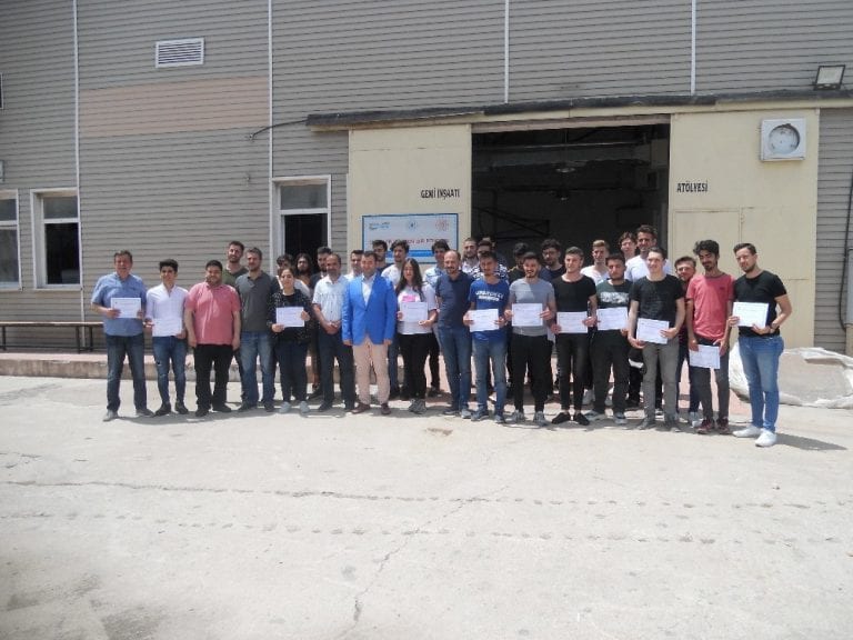 Kompozit Eğitiminde İlk Sertifikalar Verildi