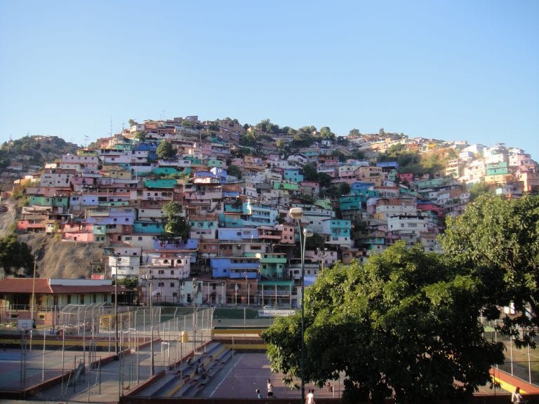 Türk İnşaatçılar Venezuela Pazarına Girecek!