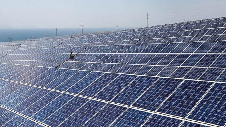 İlk Yerli Güneş Paneli Üretimine 2020’de Başlanacak