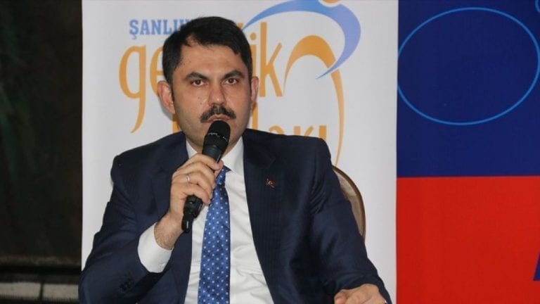 Çevre Bakanı Kurum: Arnavutluk’ta deprem konutlarının yapımına Ocak sonunda başlanacak
