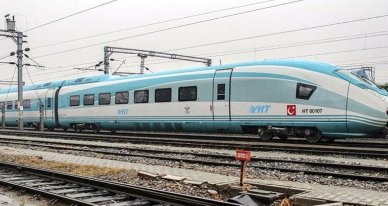 Ulaştırma ve Altyapı Bakanı Turhan’dan Kırıkkalelilere Hızlı Tren Müjdesi