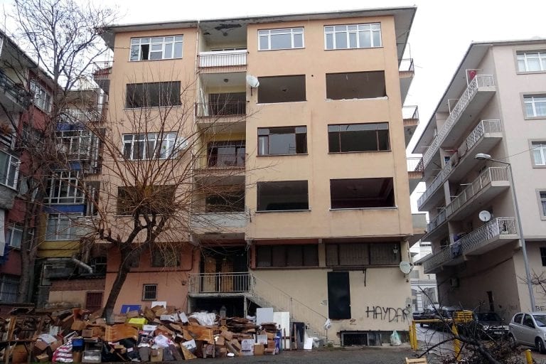 Hasarlı Konutların Yıkımları Hemen Başlayacak!