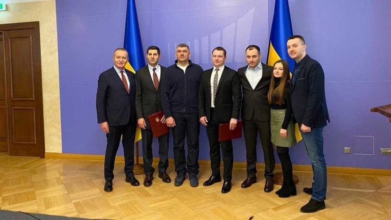 Dinyeper Köprüsü’nü Onur Taahhüt İnşa Edecek