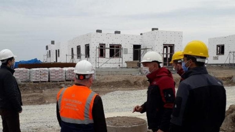 Afet Konutları İnşaatı ‘Virüs Önlemi’ ile Devam Ediyor