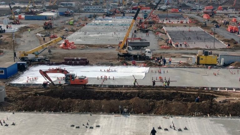 Moskova’ya Dev Koronavirüs Hastanesi