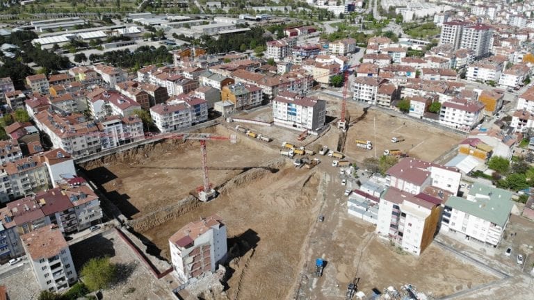 Depremde 2 Bin 270 Evin Yıkıldığı Mahallede İlk Temel Atıldı