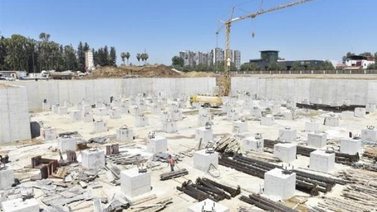 Güney Seyhan Devlet Hastanesi’nde İnşaat Sürüyor