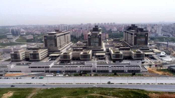 Günde 35 Bin Hastaya Hizmet Verecek Başakşehir Şehir Hastanesi, Hizmete Açıldı