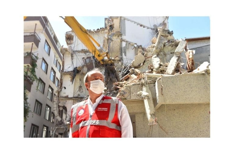 İntek Konut Yönetim Kurulu Üyesi Çiçek’ten Kentsel Dönüşüm Çağrısı!