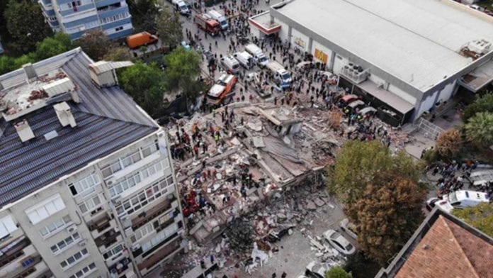 Cumhurbaşkanı Erdoğan'dan İzmir Deprem Konutları Açıklaması: 1 Milyon 400 Bin Metrekare Tahsis Edildi