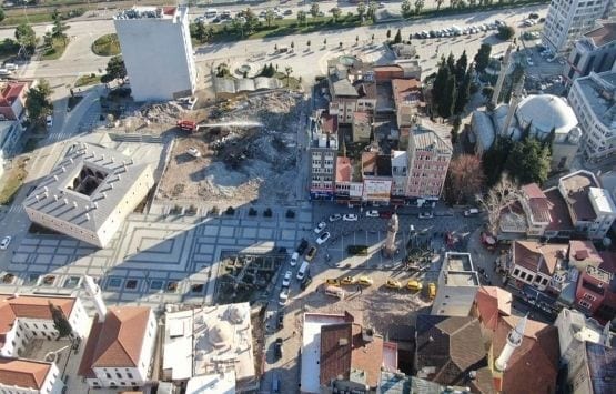 Samsun'da Tarihi Meydanda Çalışmalar Başladı