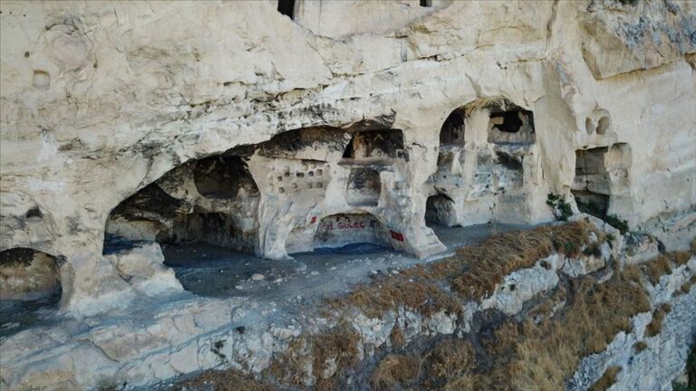 Tarihi Mağara Turizme Kazandırılıyor