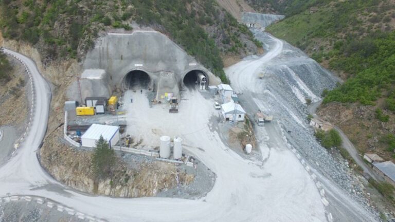 Zigana Tüneli’nde Yıl Sonu Işık Görünecek!