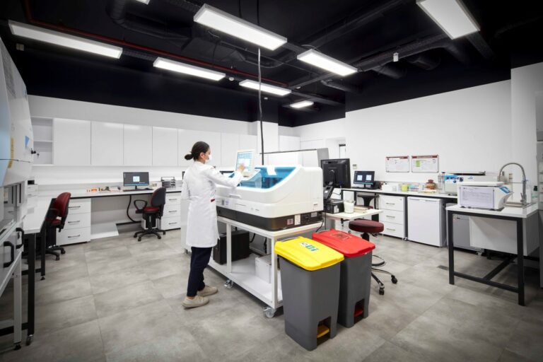 Düzen Laboratuvar’ın İstanbul’daki Şubesi Iglo Architects İmzası Taşıyor