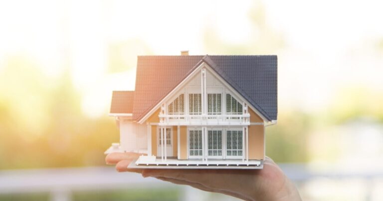 Ev Fiyatları Kurdaki Düşüşten Nasıl Etkilenecek?