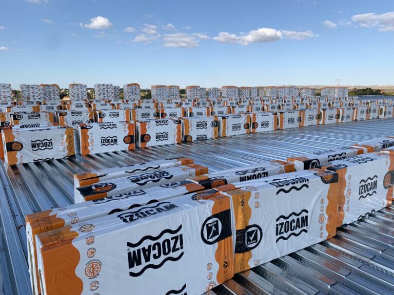 Yunanistan’daki Metro Cash&Carry Depolarının İnşasında İzocam İmzası