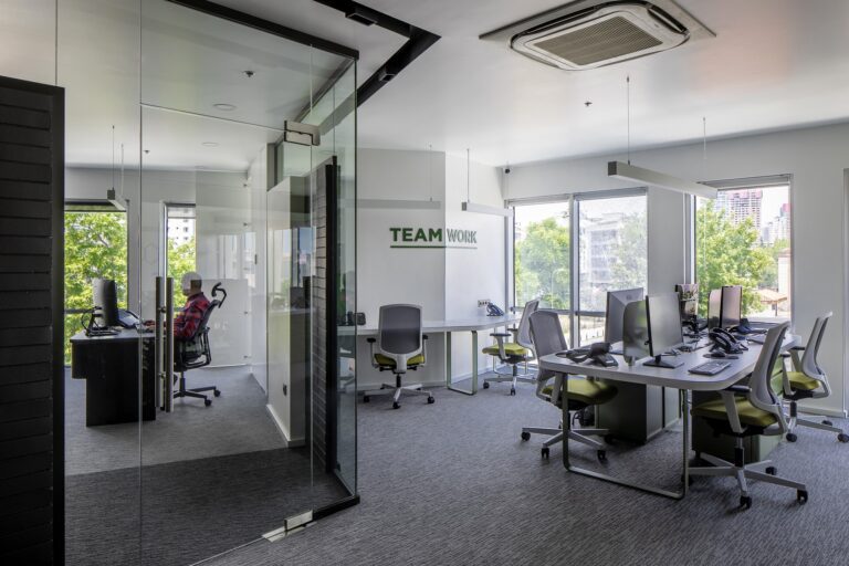 İpek Baycan Architects’ten Çağdaş Ofis Tasarımı