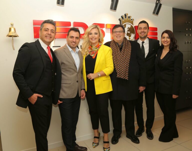 Redstone İzmir Bostanlı ve Bağdat Caddesi Şubeleri Açıldı!