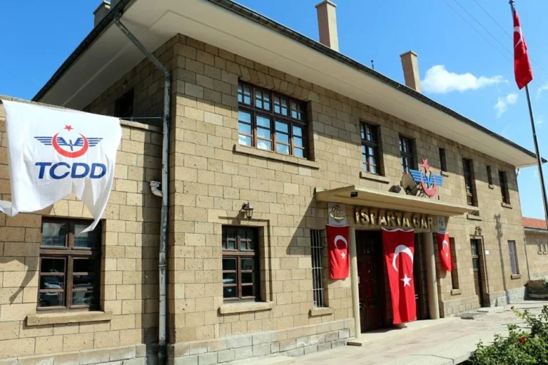 Isparta Tren Garı’na Millet Bahçesi Yapılacak