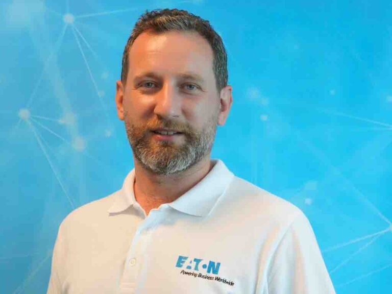 Master veya slave: Modbus RTU İletişim Modülü, easyE4 Kontrol Rölesi için Yeni Uygulamalara İmkan Sunar