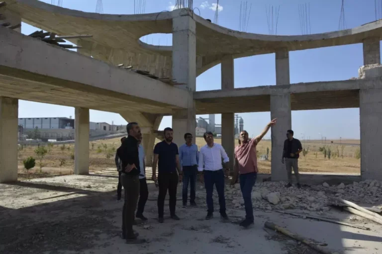 Şanlıurfa OSB’de Cami İnşaatı Devam Ediyor