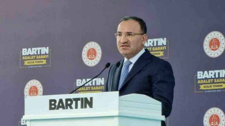 Bakan Bozdağ, Ara Buluculuk Uygulaması Hakkında Açıklama Yaptı