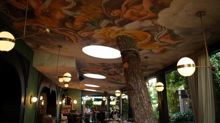 Pekşen: ‘’İtalyan Sanatının Gücünü Duvarlarımıza İşledik’’