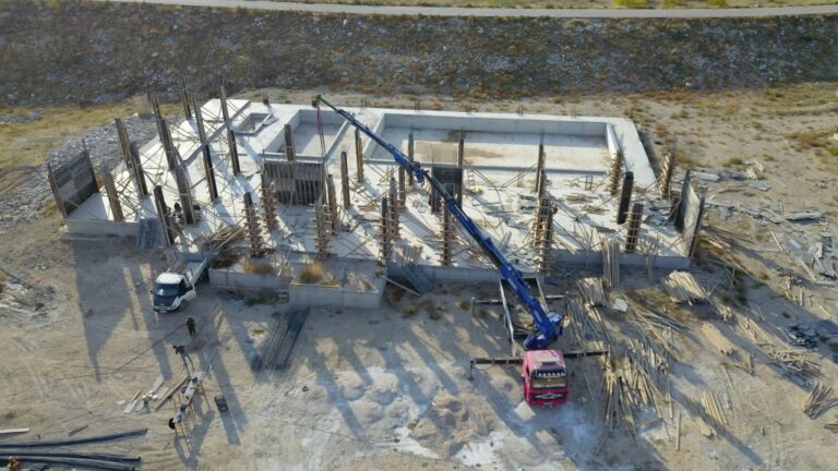 Cihanbeyli Spor Kompleksi’nde İnşaat Devam Ediyor