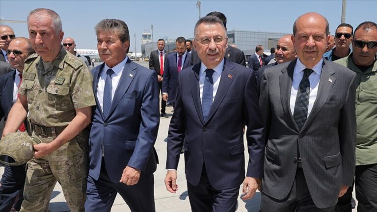 Cumhurbaşkanı Yardımcısı Oktay, KKTC Cumhurbaşkanlığı ve Cumhuriyet Meclisi’nin İnşaat Alanını Ziyaret Etti