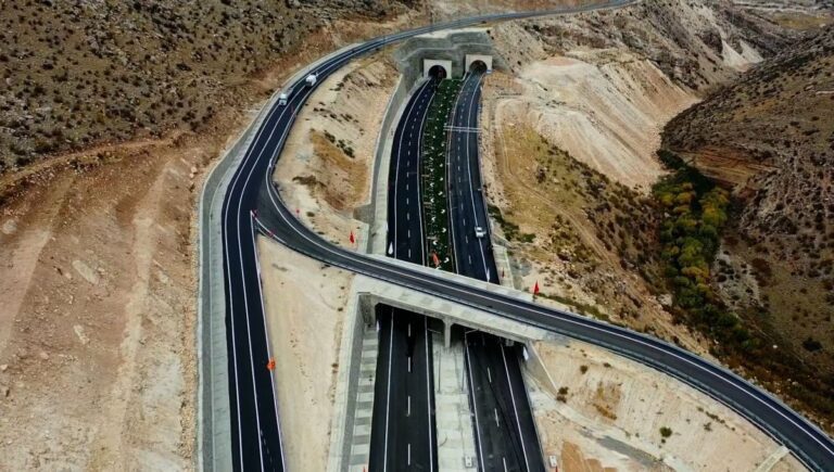 Hasankeyf-Gercüş Tüneli Açıldı