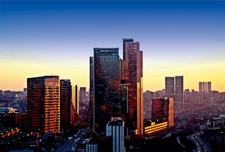 Emlak Katılım Antalya’da İkinci Şubesini Açtı