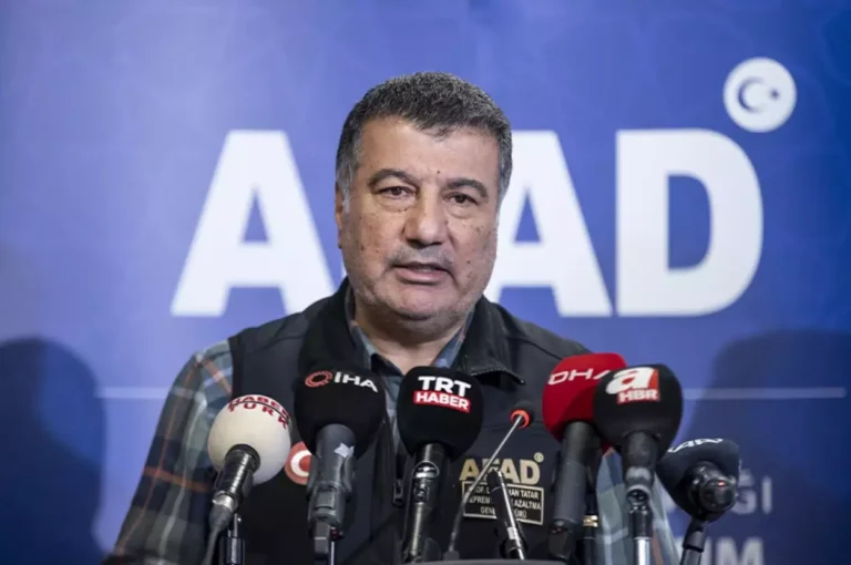 AFAD: ‘’Yer Kabuğunda 7,3 Metrelik Oynama Var’’