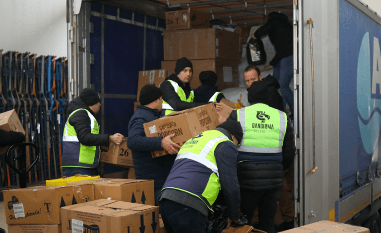 Bandırma’dan Eşi Benzeri Görülmemiş Yardımlaşma Seferberliği