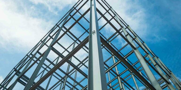 ‘’Çelik Yapı Sistemine Yönelmekte Fayda Var’’