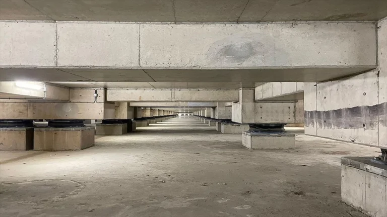 Samsun Şehir Hastanesi’nde Bin 20 Sismik İzolatör Bulunuyor