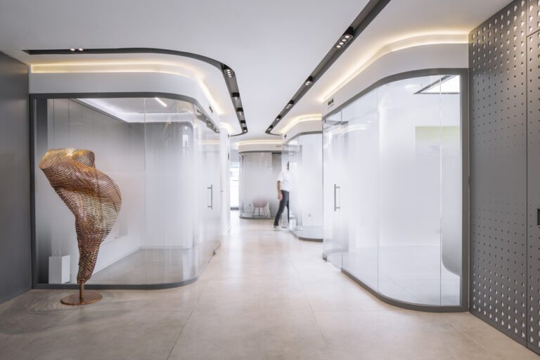 Slash Architects, Sağlık Mekanları ve Hastane Tasarımları İçin Özel Deprem Önlemleri Alıyor