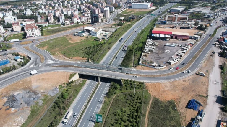 Çayırova Turgut Özal Köprüsü’nün İnşaatı Tamamlandı