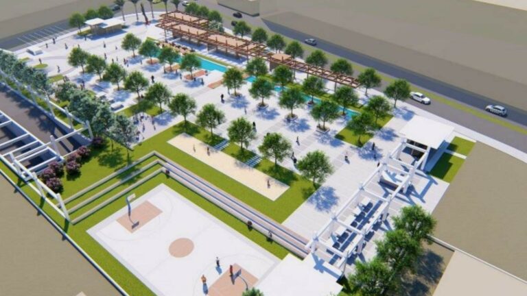 Mersin İstiklal Caddesi’nde İnşaat Çalışmaları Devam Ediyor