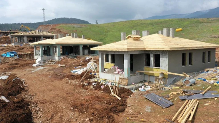Nurdağı Afet Konutları İnşaatı Tamamlanmak Üzere 