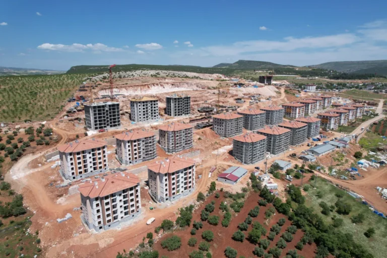 Deprem Konutlarının Bir Kısmı Ekim Ayında Teslim Edilecek