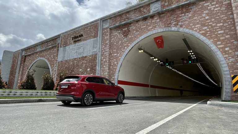 Zigana Tüneli Hizmete Açıldı