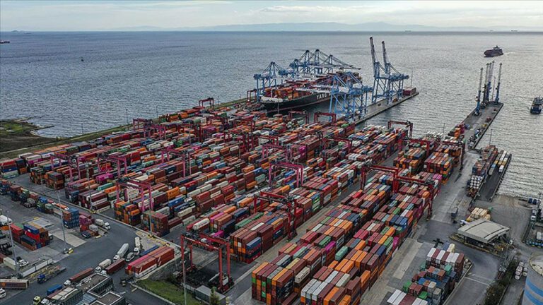 Dış Ticaret Endeksi Nisan Ayında Düştü