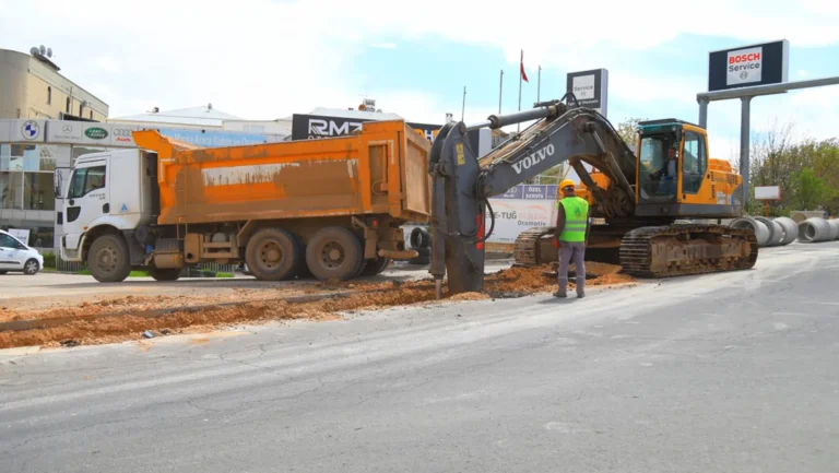 Elâzığ’da Yol Çalışmaları Devam Ediyor