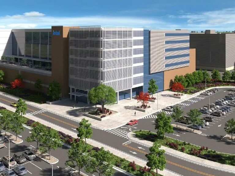 Intel, Polonya’ya Çip Fabrikası Kuracak