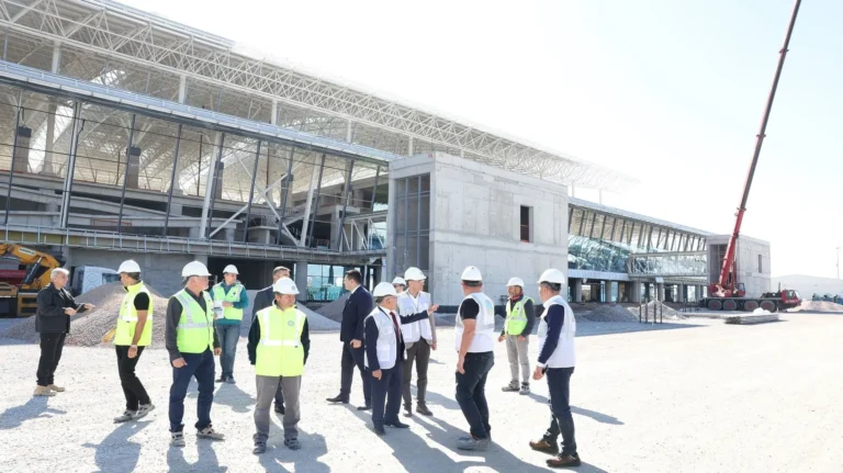 Kayseri Havalimanı Yeni Terminal Binası İnşaatı Sürüyor