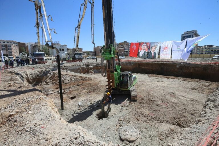 Tarihi Bakırcılar Çarşısı’nın Temeli Bakan Özhaseki’nin Katılımıyla Atıldı