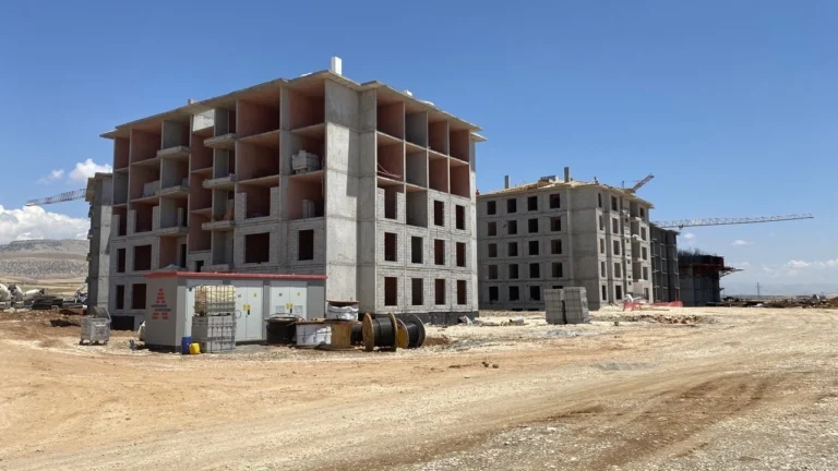 Adıyaman’da Deprem Konutlarının İnşaatı Hızla Sürüyor
