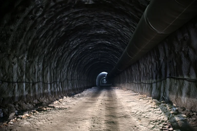 Tatvan Çevre Yolu Projesinde Çalışmalar Aralıksız Sürüyor